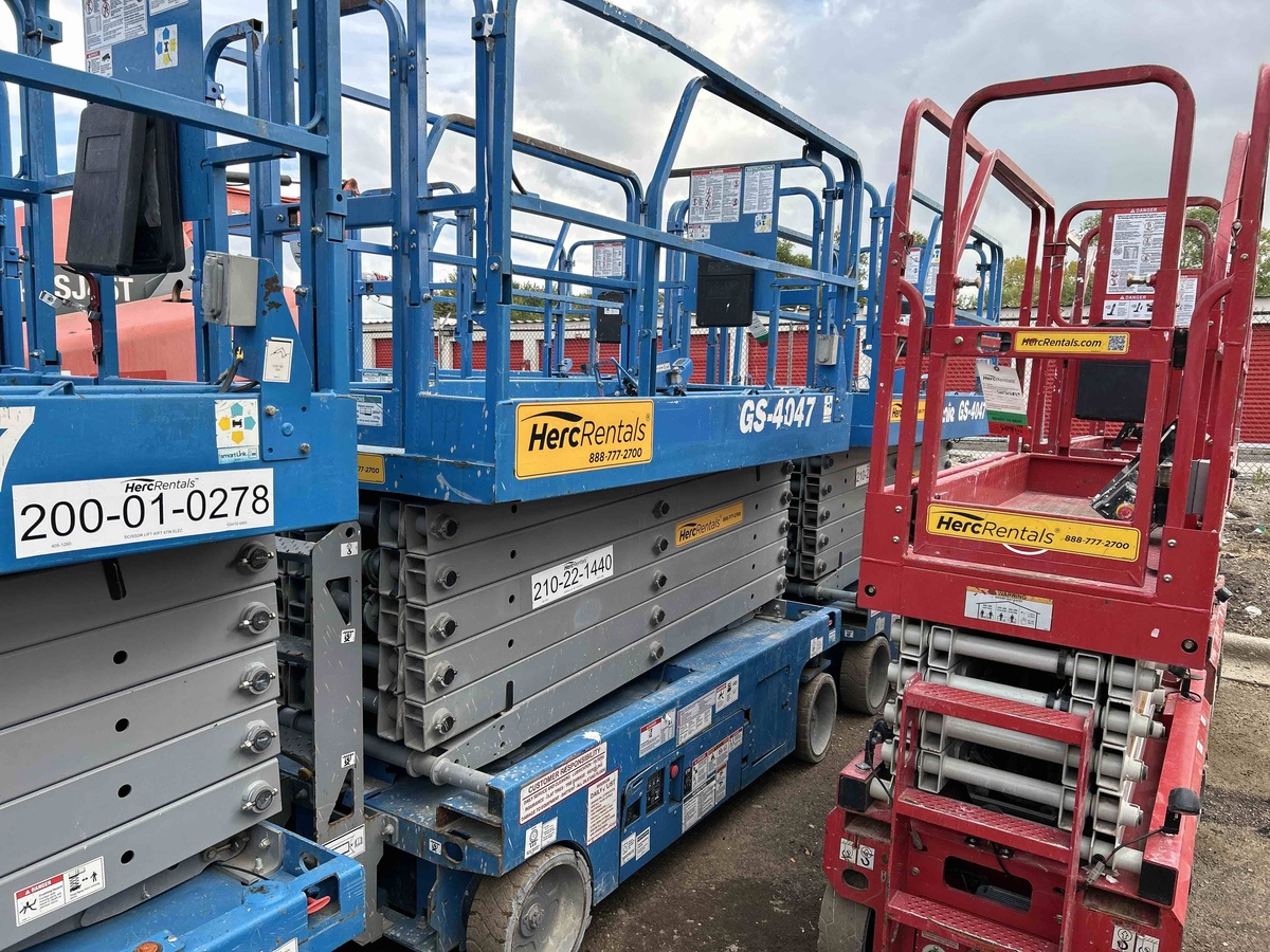2017 Genie GS-4047-2