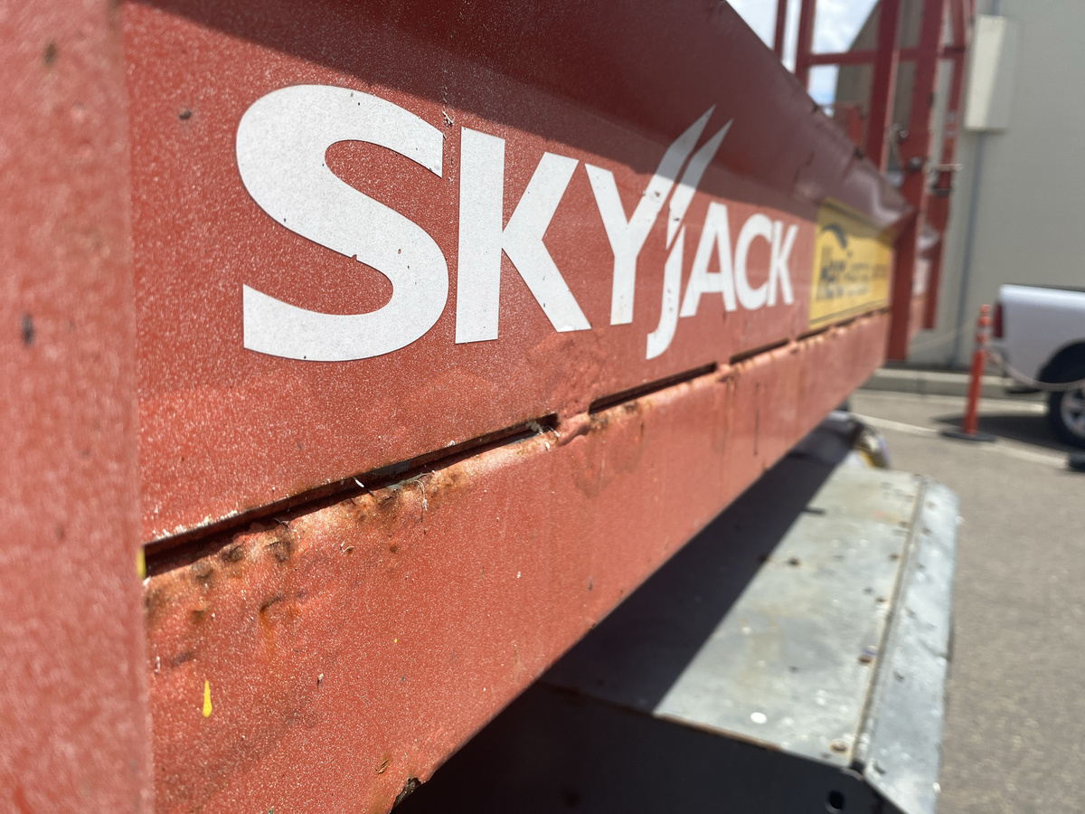 2019 Skyjack SJ-6832RT-12