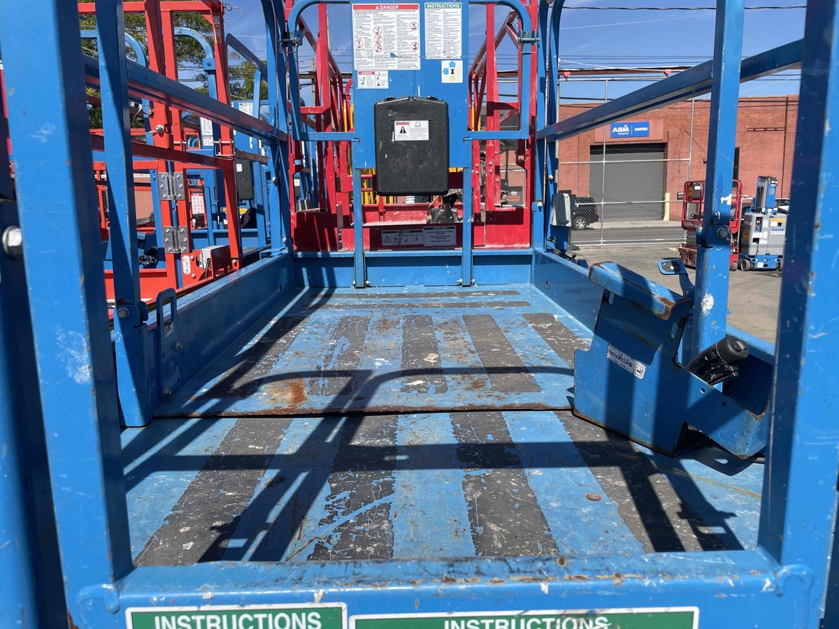 2018 Genie GS-3246-4