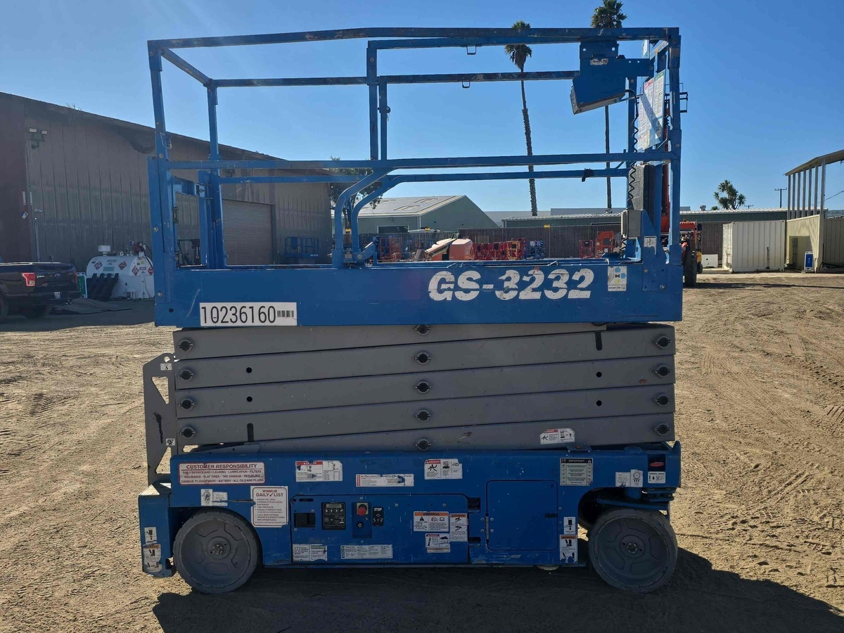 2018 Genie GS-3232-7