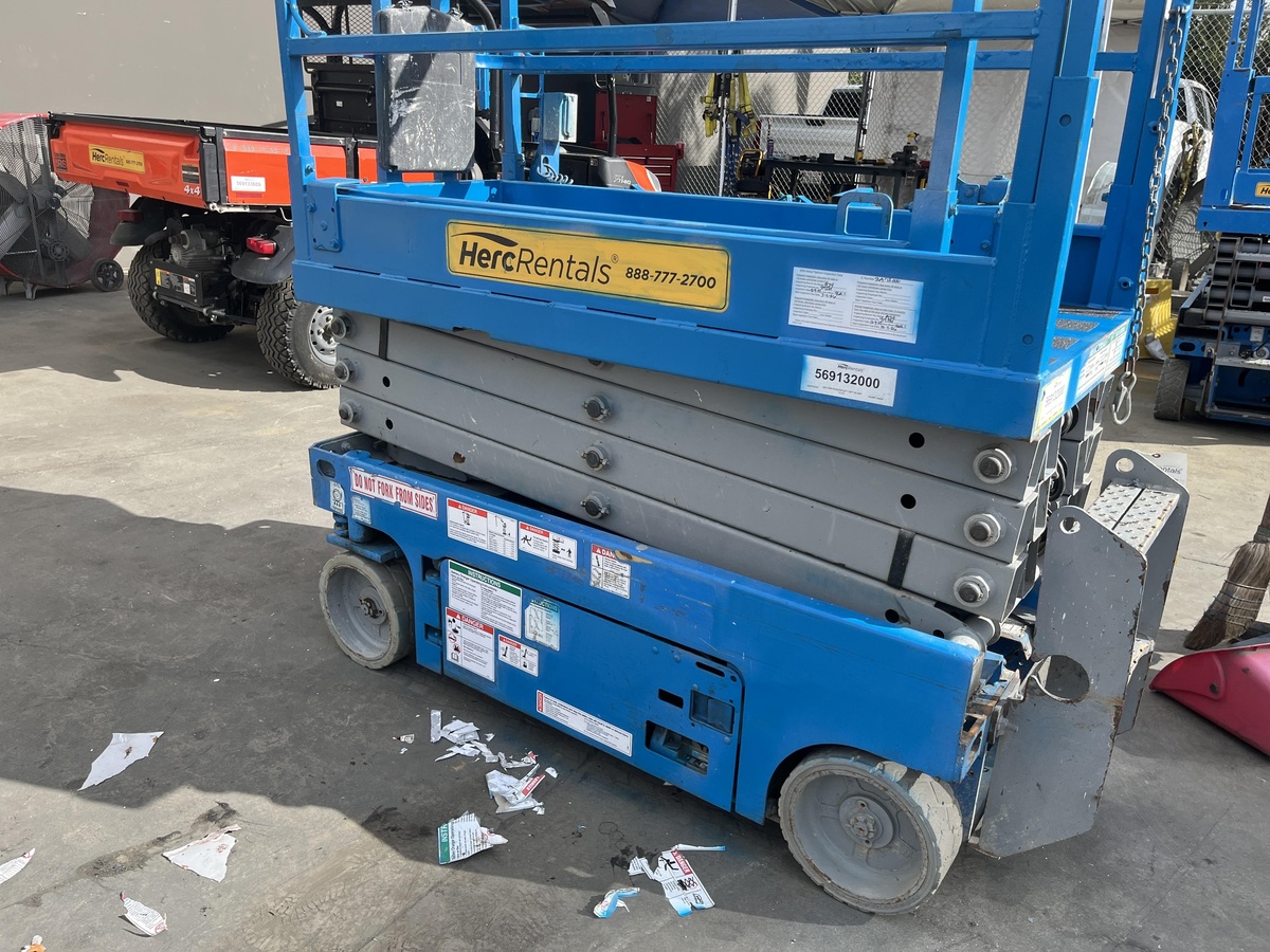 2017 Genie GS-1930-9