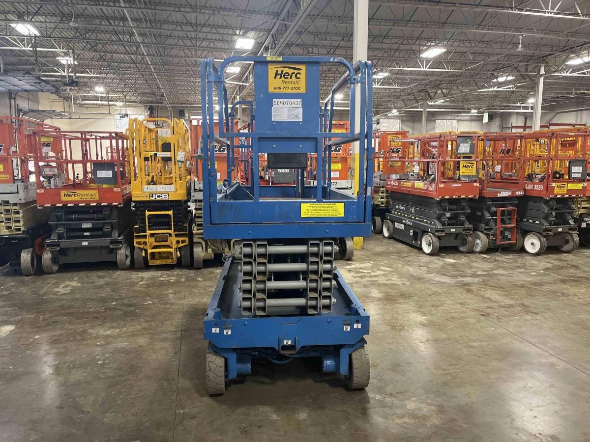 2016 Genie GS-3246