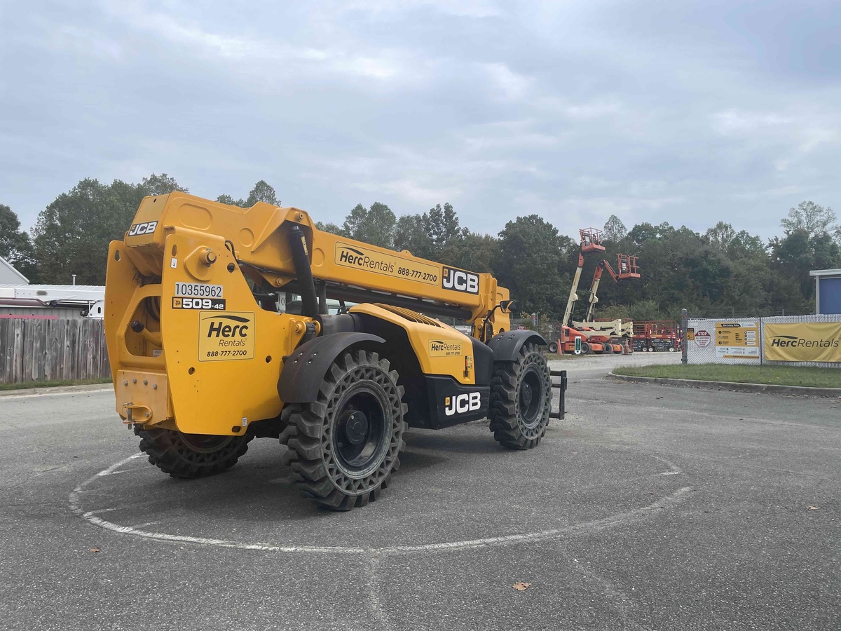 2022 JCB 509-42-2