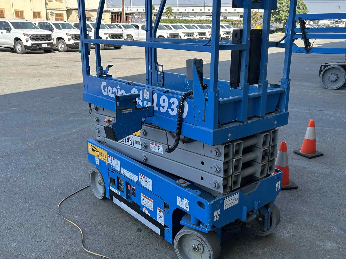 2017 Genie GS-1930-4