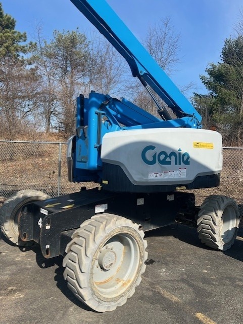 2018 Genie Z-60/37 DC-4