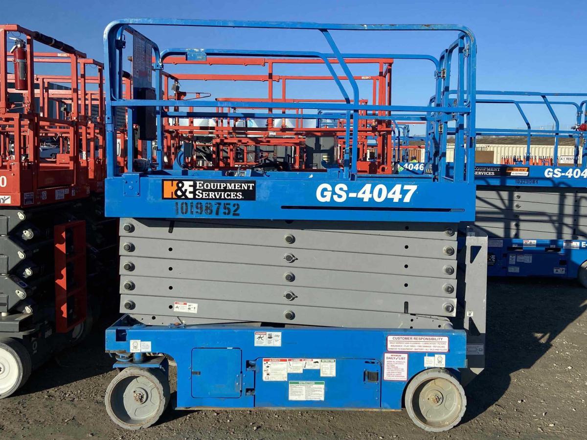 2016 Genie GS-4047