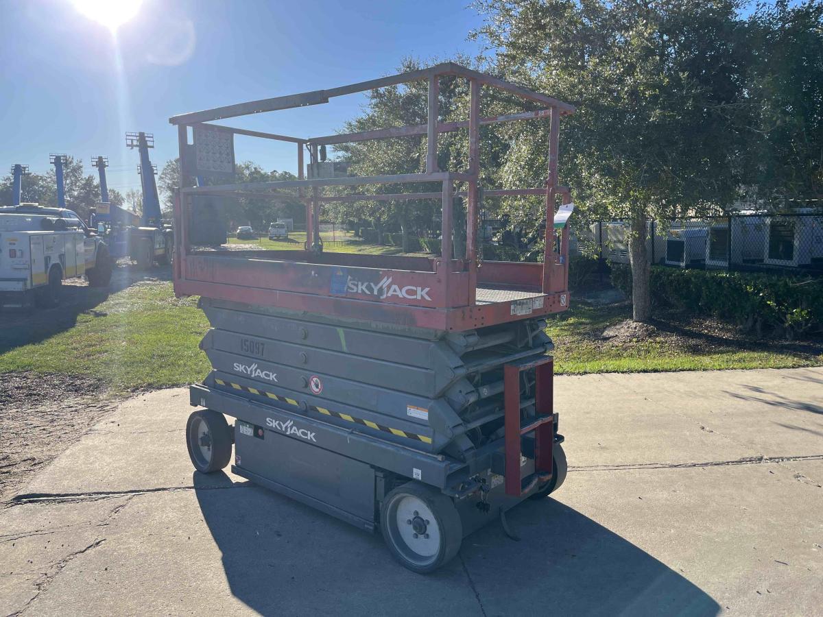 2015 Skyjack SJ4632