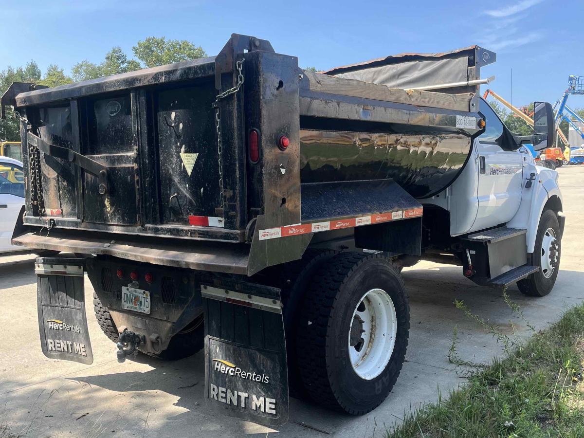 2017 Ford F750