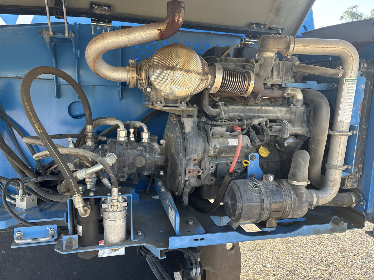 2018 Genie S-60-8