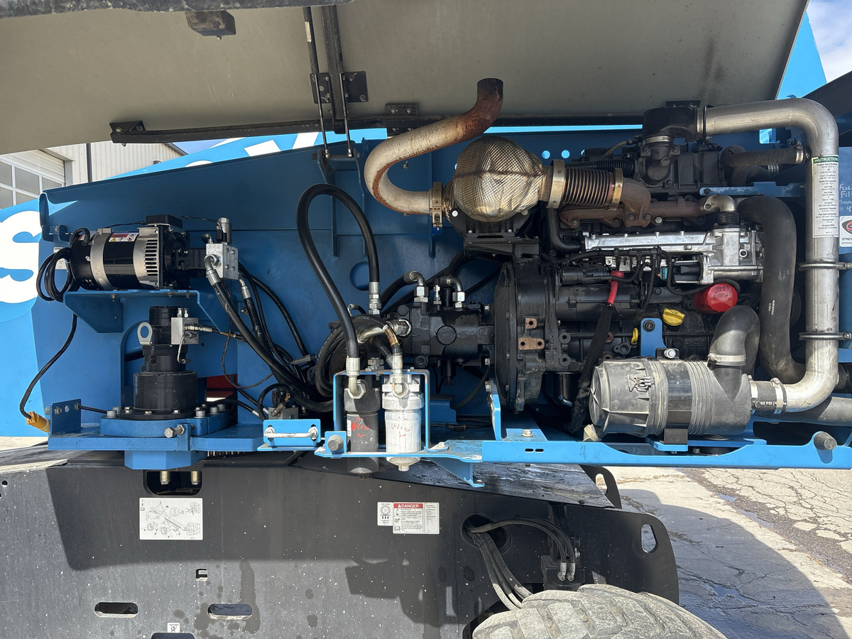 2018 Genie S-60-8