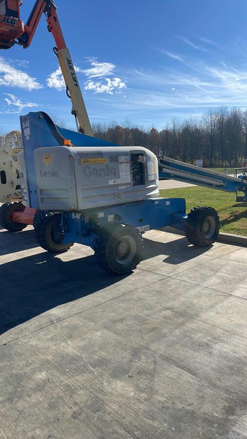2018 Genie S-45