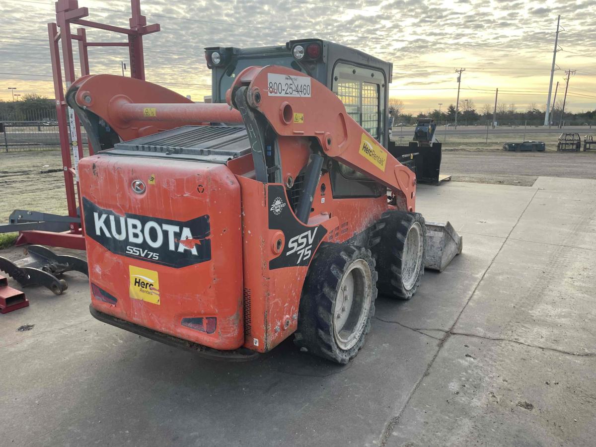 2019 Kubota SSV75