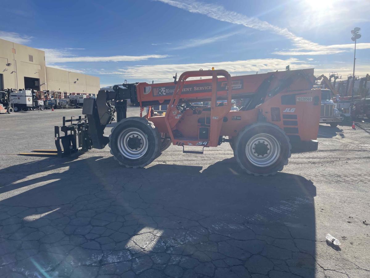 2018 SkyTrak 10054