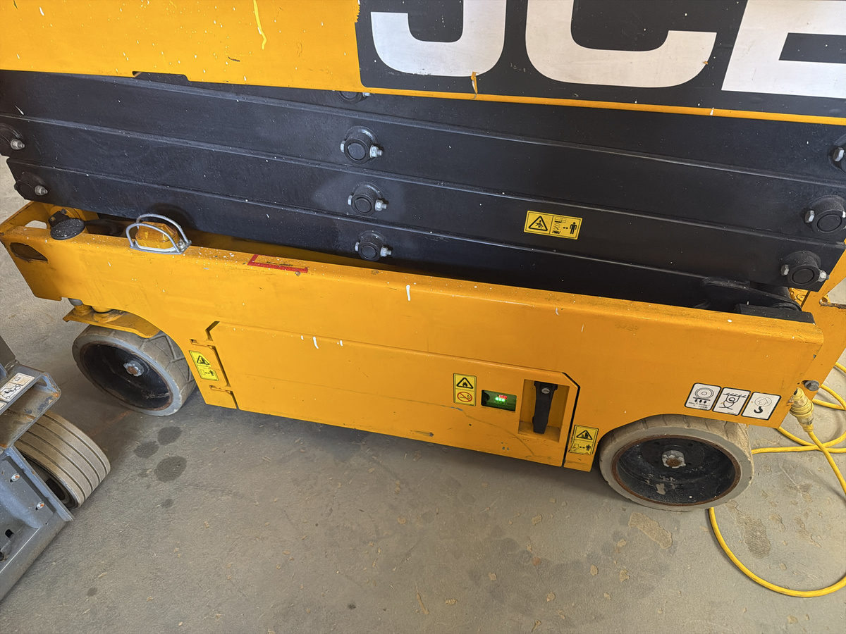 2022 JCB S1930E-6