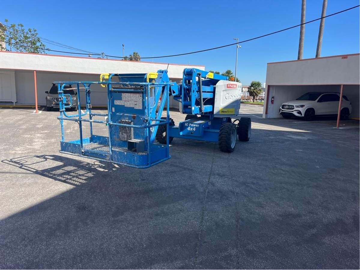 2018 Genie Z-45/25J RT