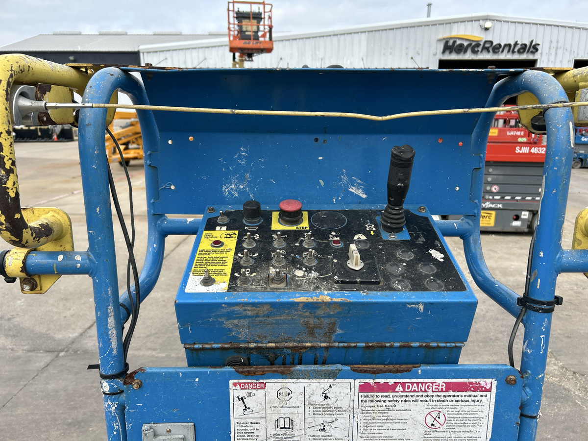 2018 Genie Z-30/20N RJ-4