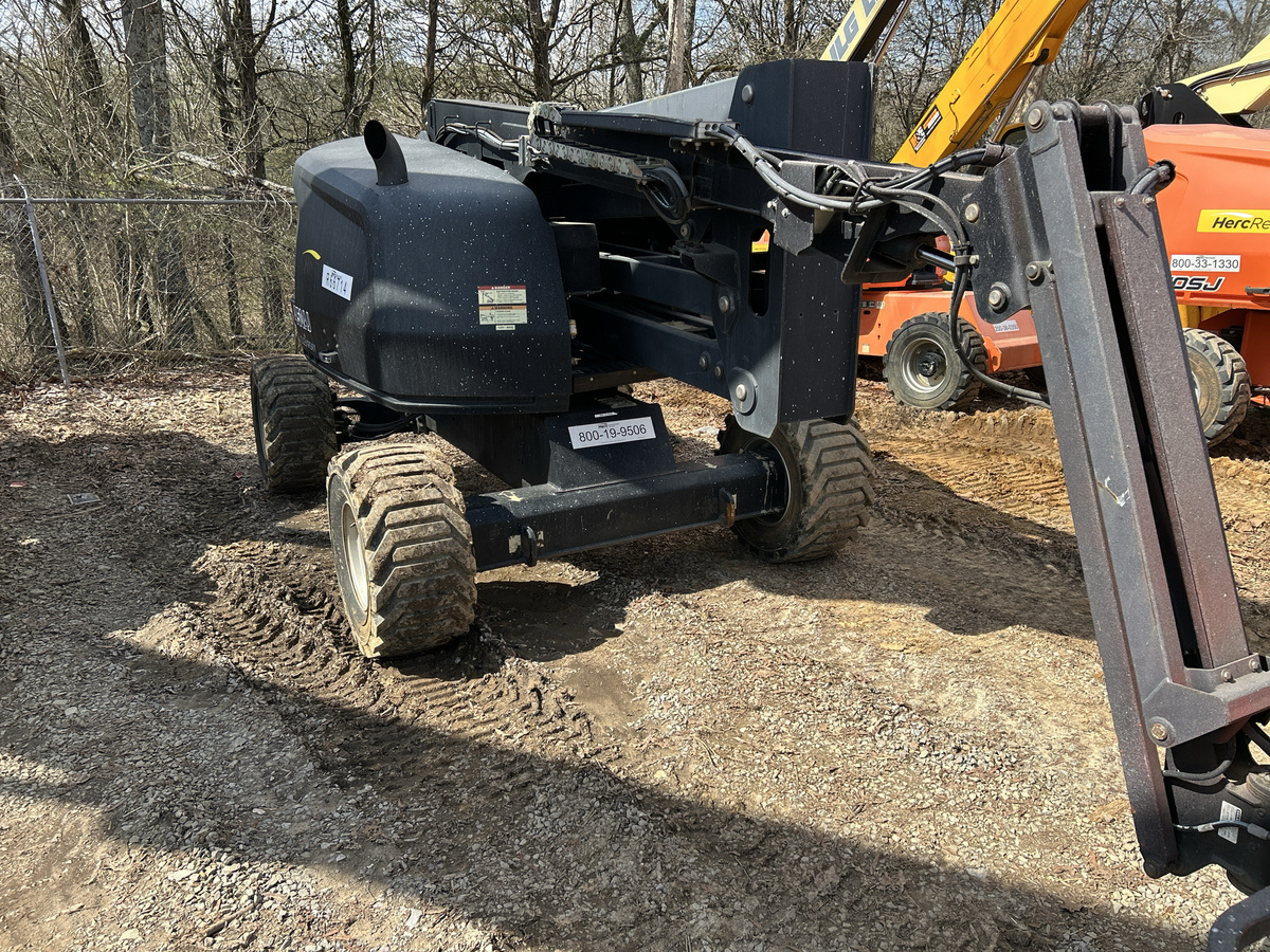 2018 JLG 450AJ-5