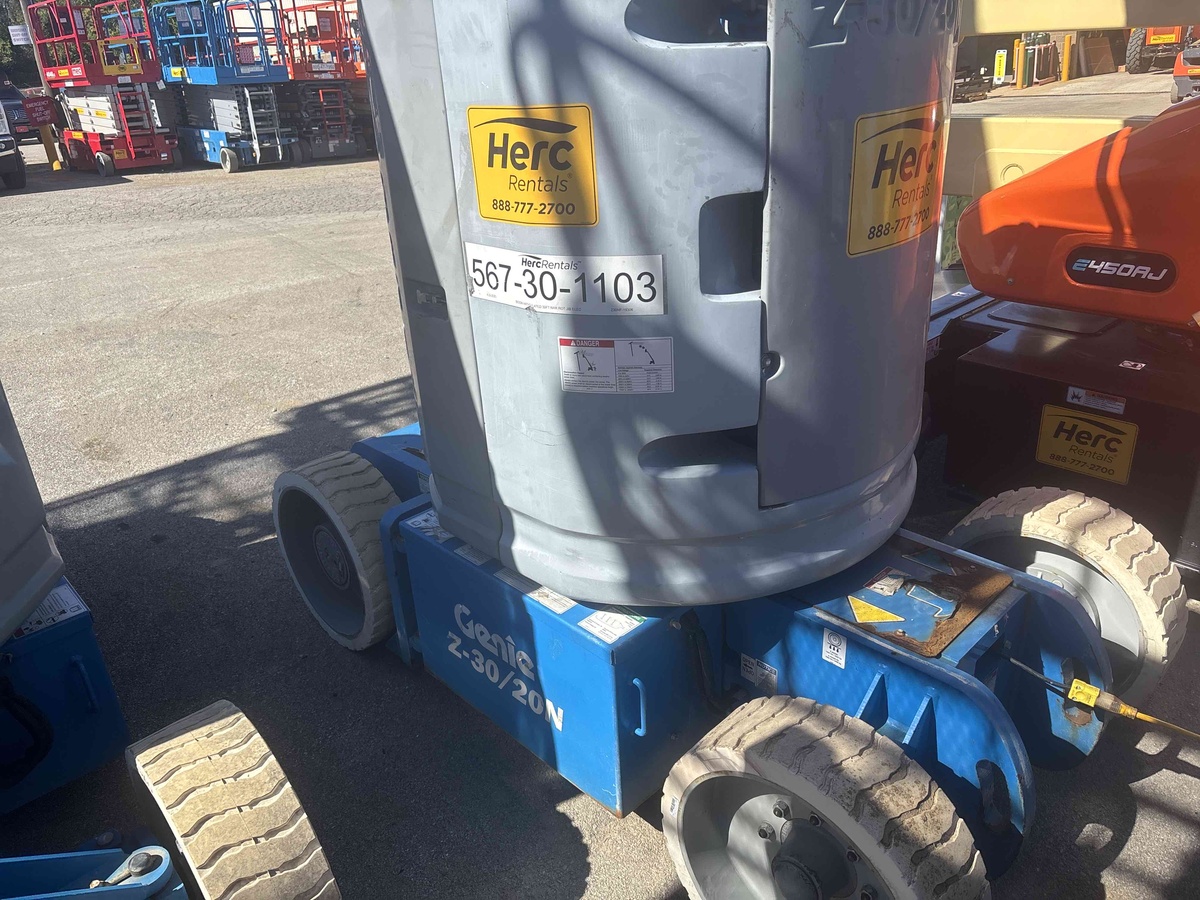 2017 Genie Z-30/20N RJ-3
