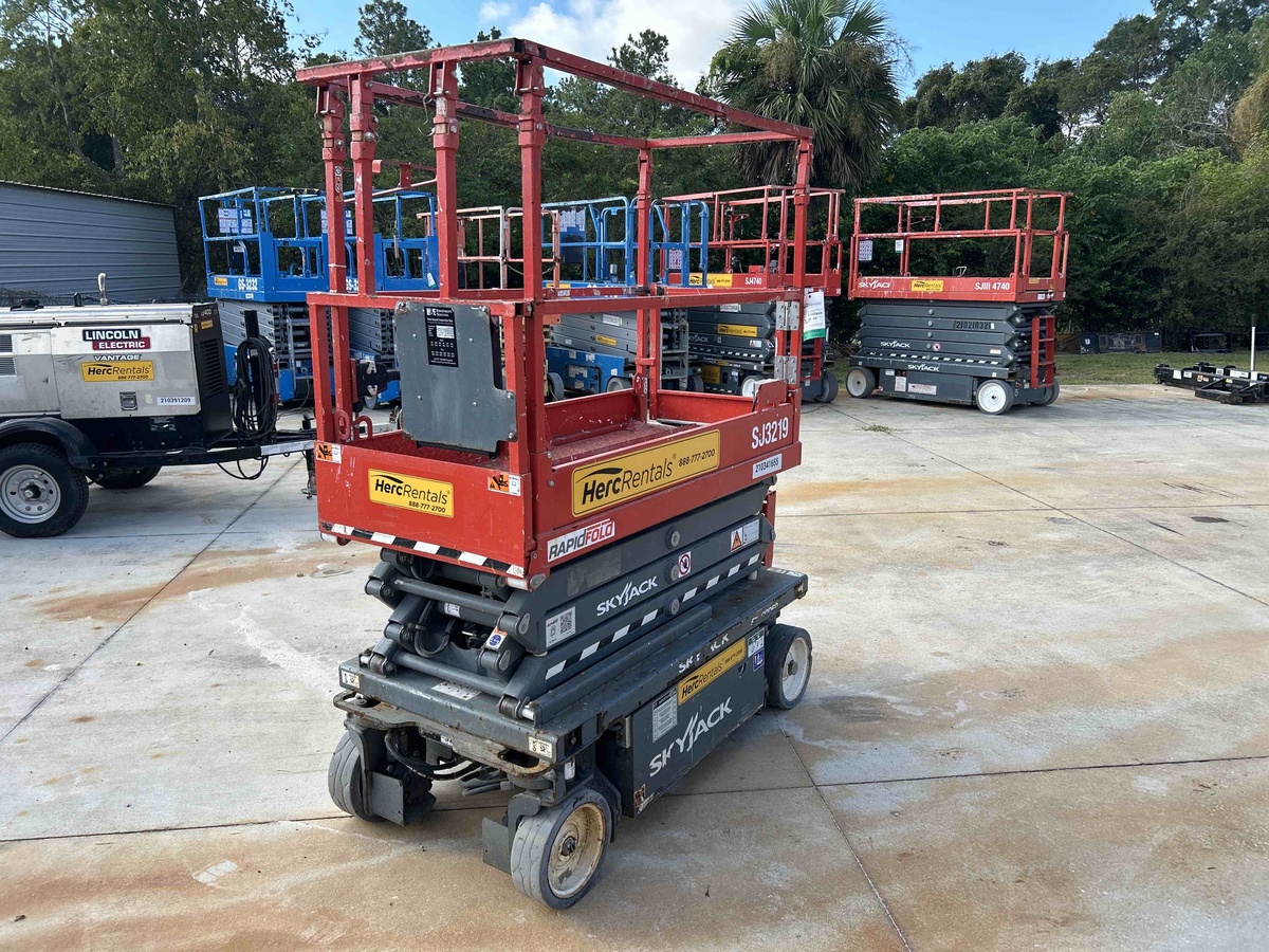 2021 Skyjack SJ3219