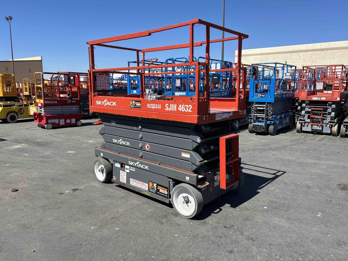 2017 Skyjack SJ4632