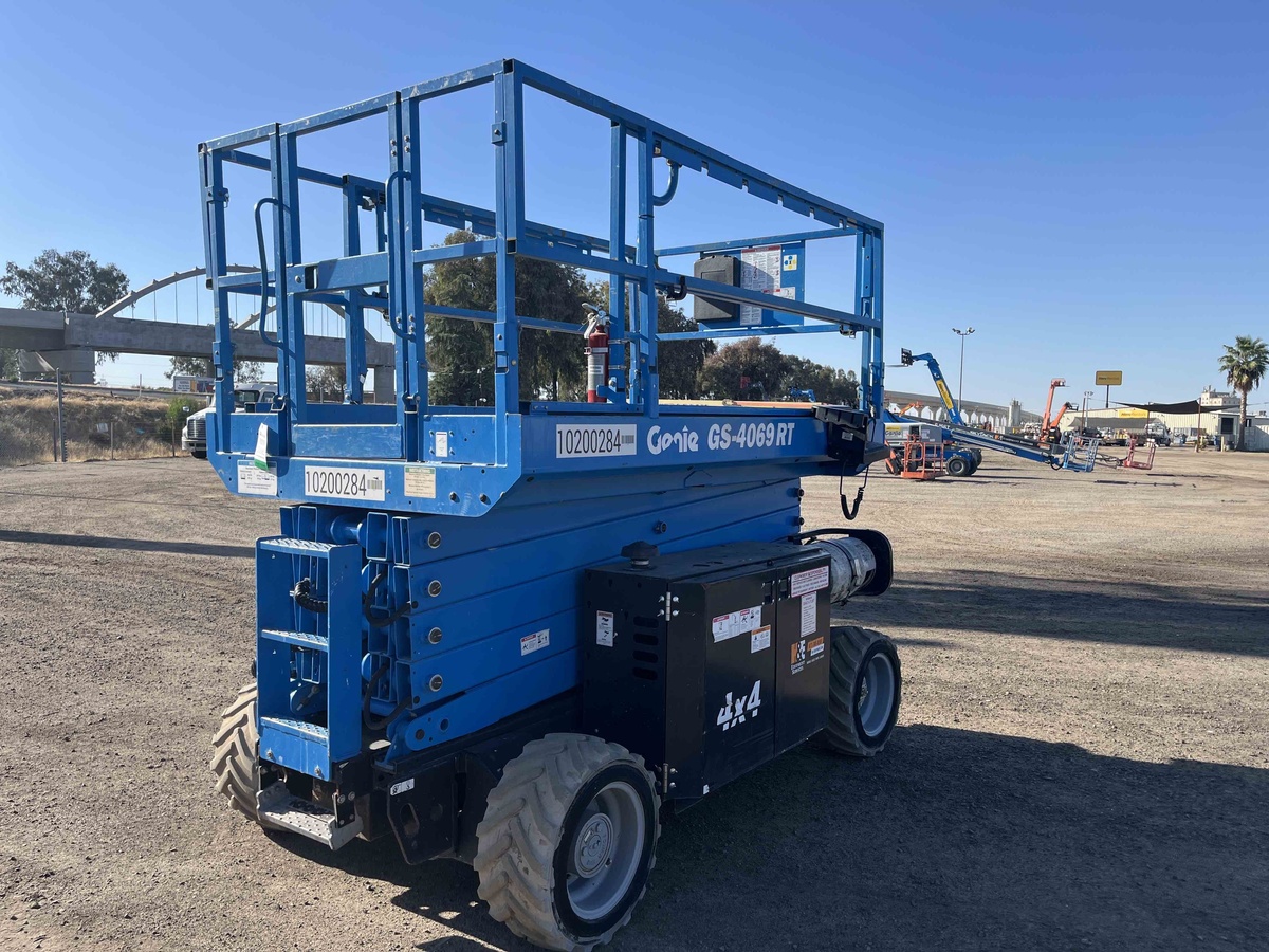 2016 Genie GS-4069 RT