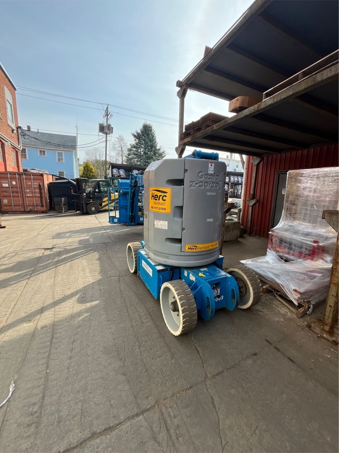 2011 Genie Z-30/20N RJ-3