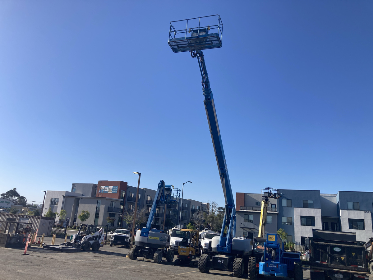 2019 Genie S-85-2