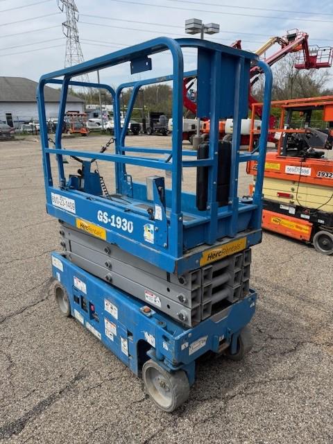 2018 Genie GS-1930