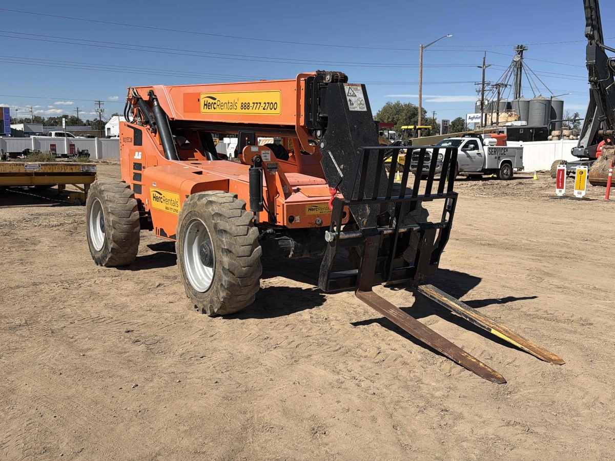 2017 SkyTrak 8042-2