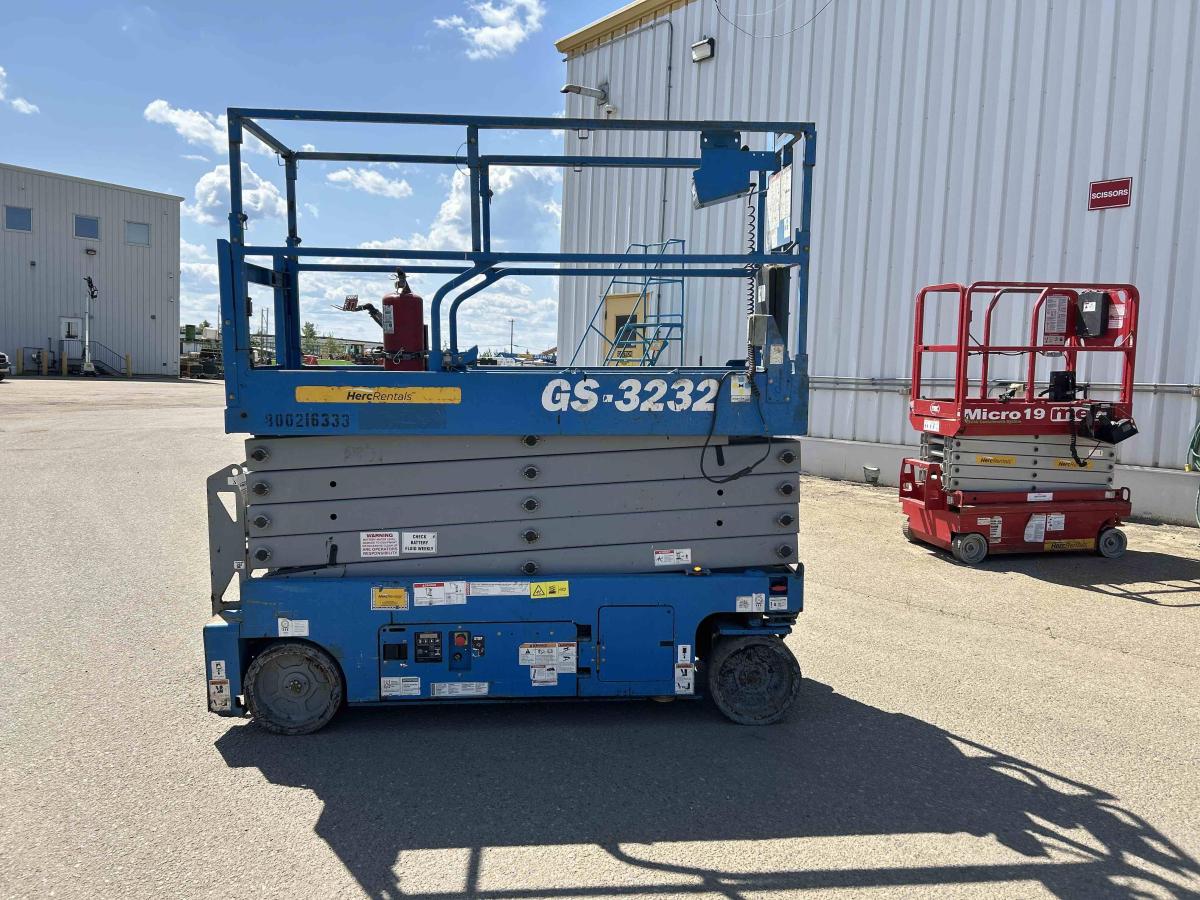 2018 Genie GS-3232-4