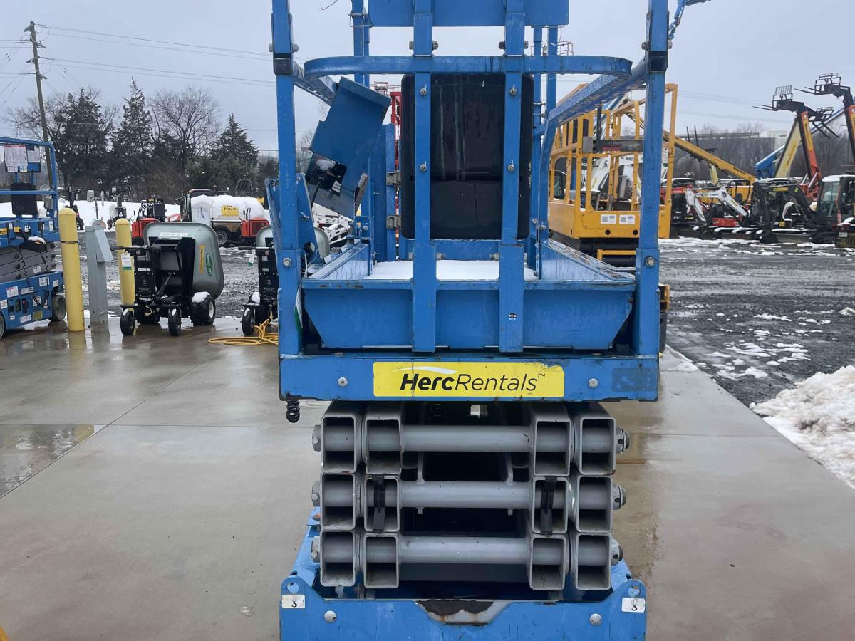 2018 Genie GS-2632