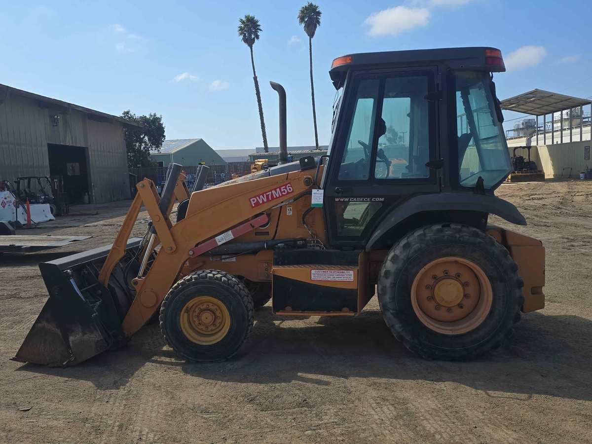 2013 Case 570N XT-13