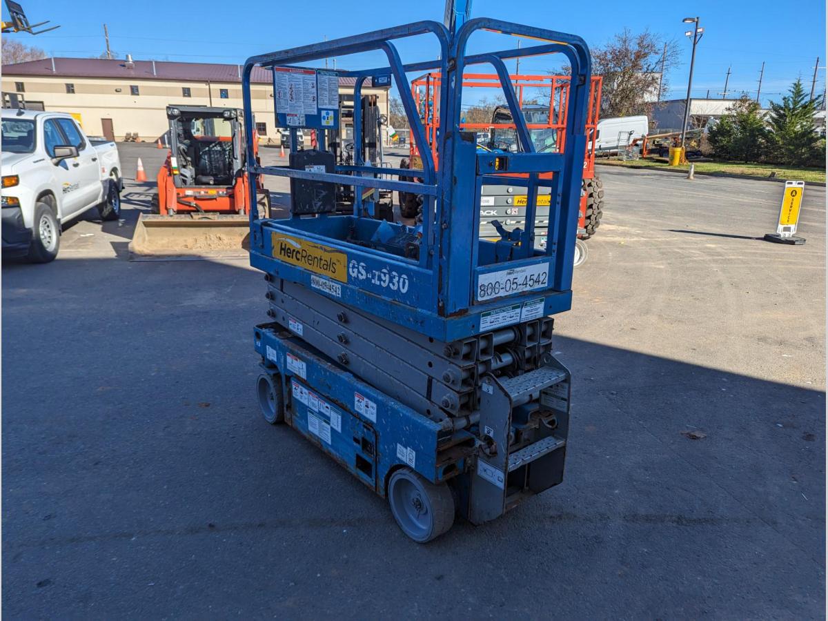2015 Genie GS-1930