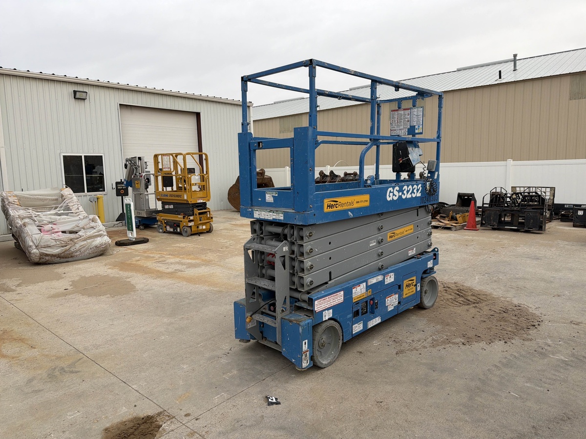 2018 Genie GS-3232-5