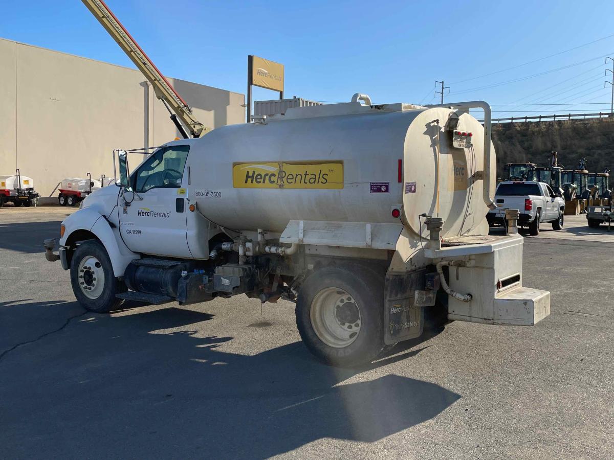 2015 Ford F750