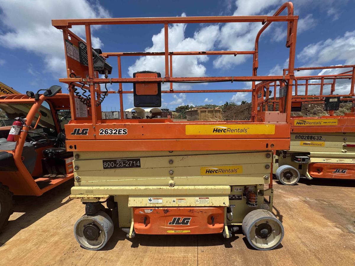 2018 JLG 2632ES-1