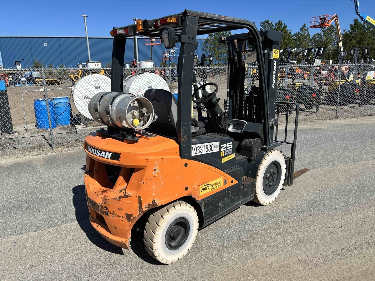 2021 Doosan G25N-7-4