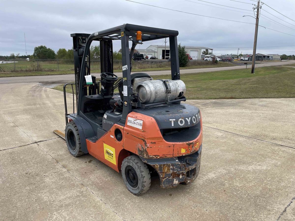 2019 Toyota 8FGU25-3