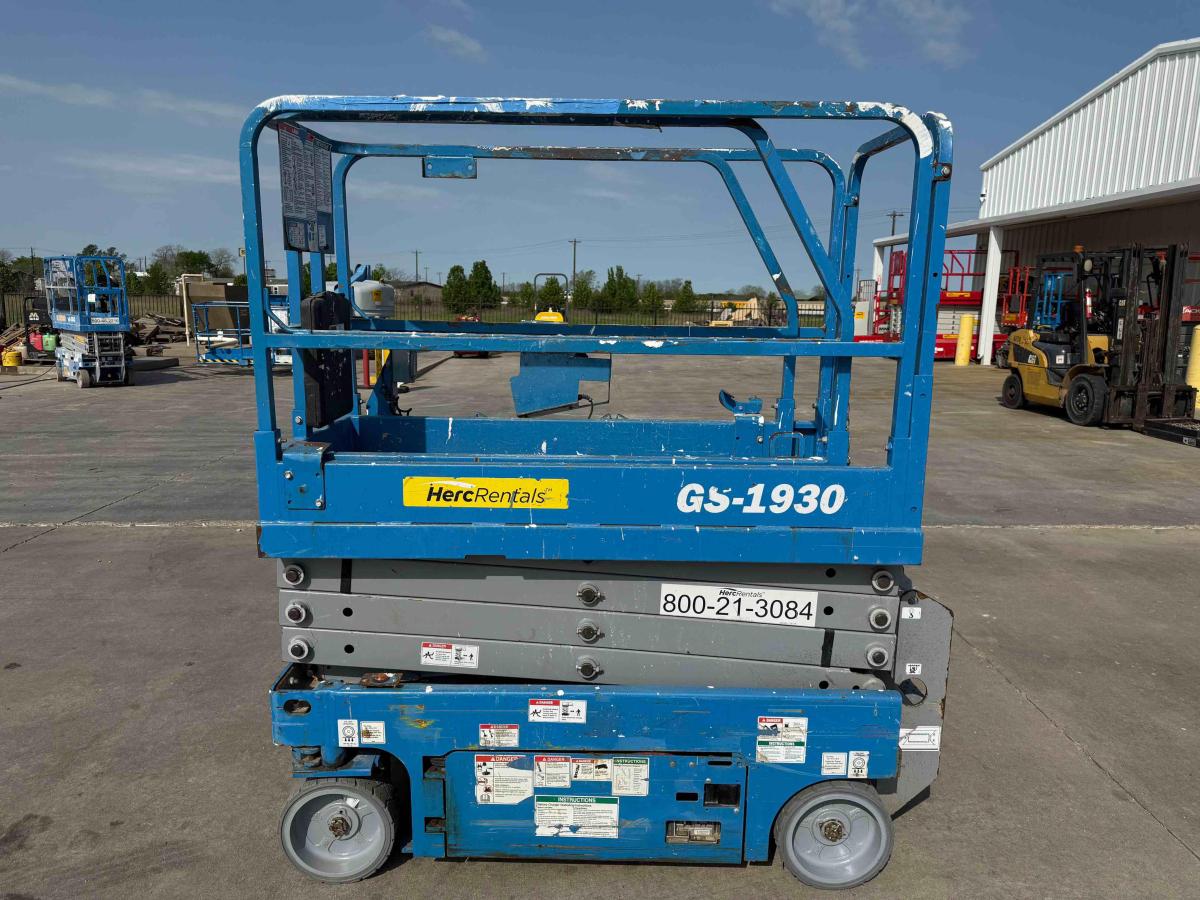 2018 Genie GS-1930