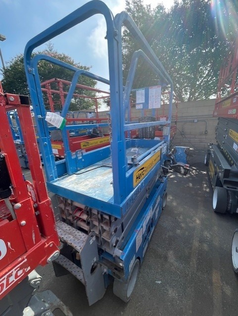 2018 Genie GS-1930