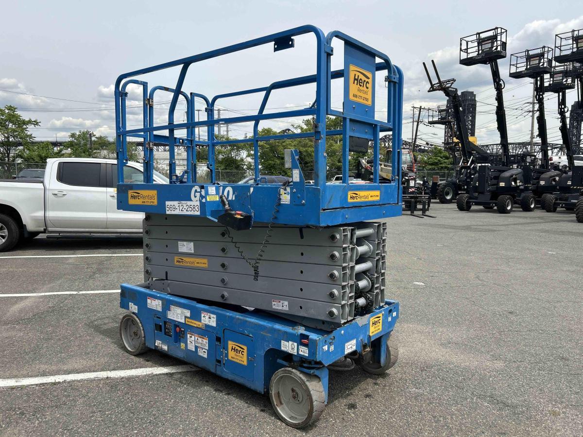 2017 Genie GS-4047-4