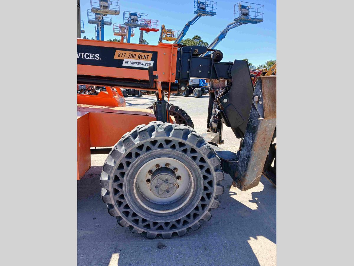 2018 SkyTrak 10054