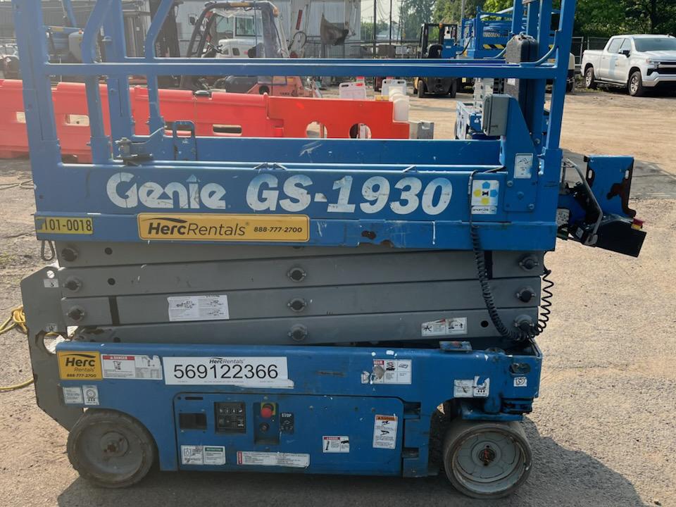2018 Genie GS-1930-1