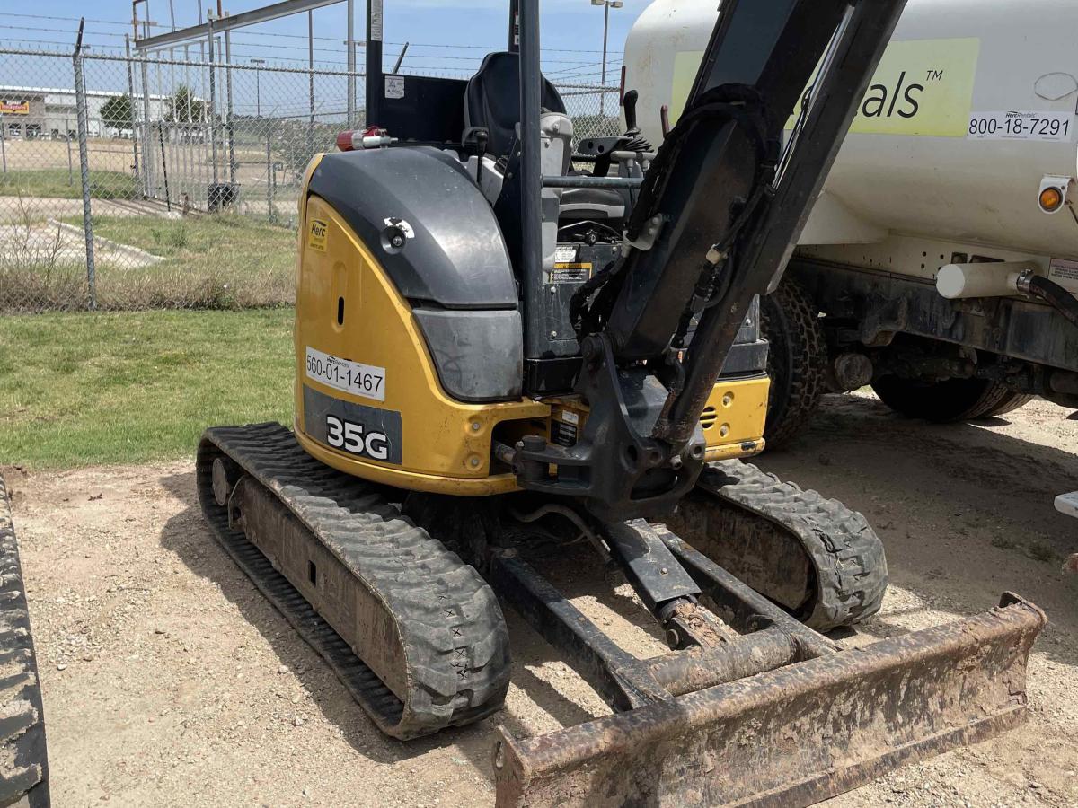 2020 John Deere 35G-15