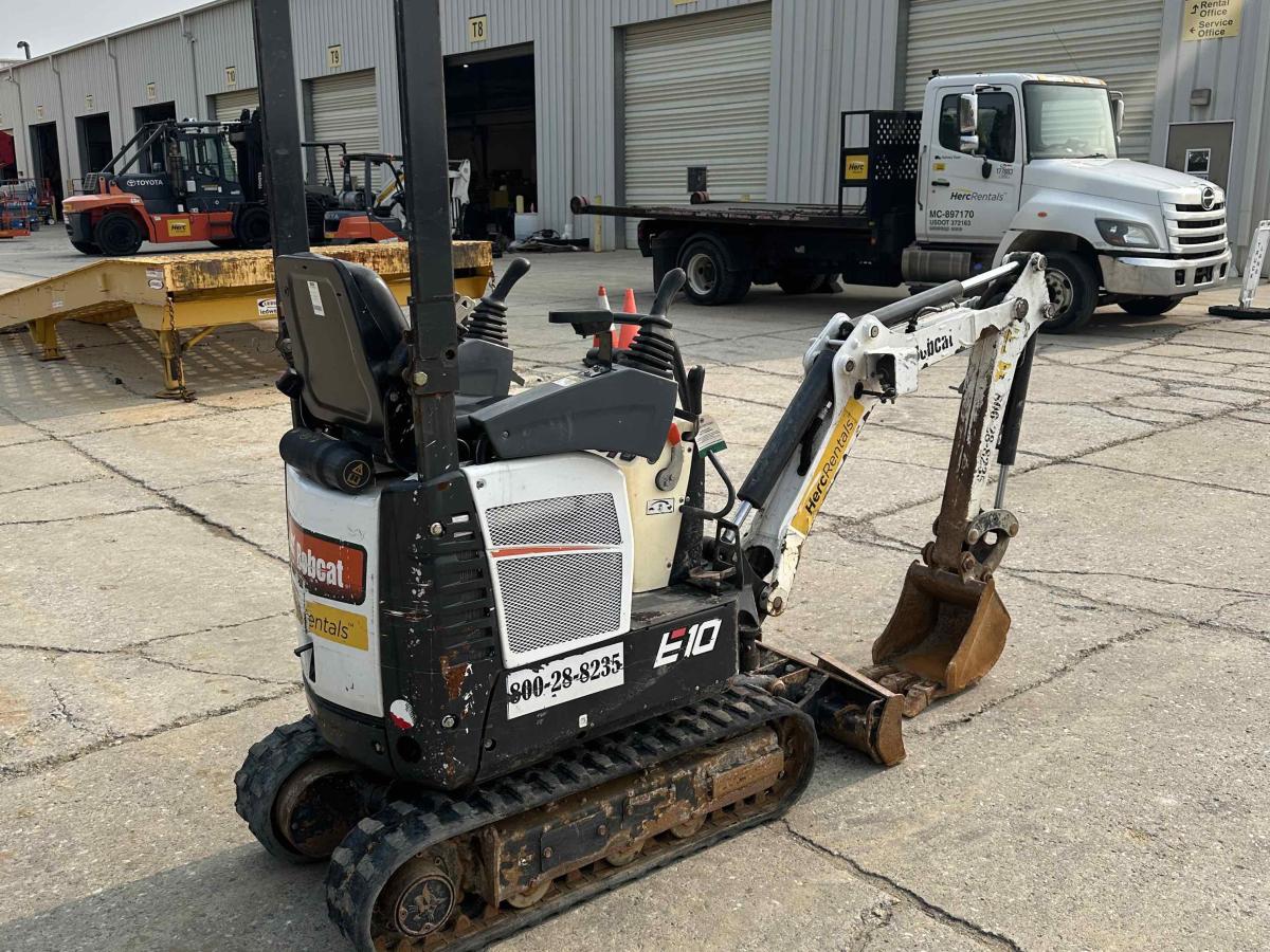 2020 Bobcat E10-4