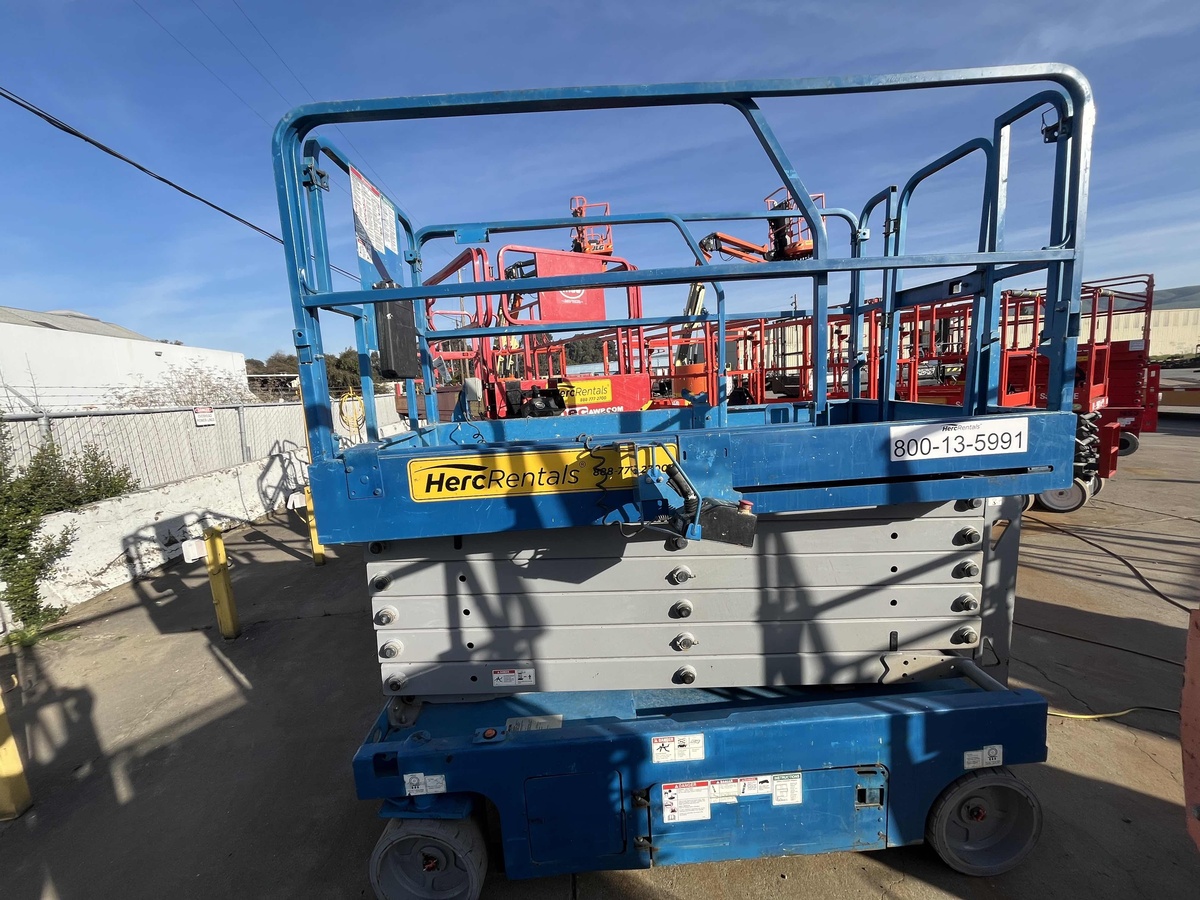 2016 Genie GS-4047-4