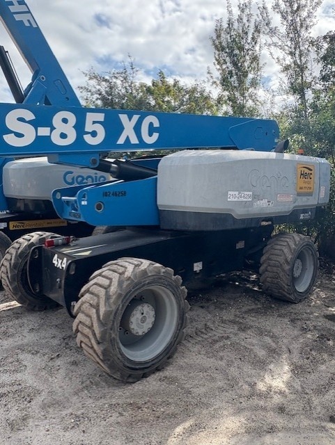 2018 Genie S-85-3