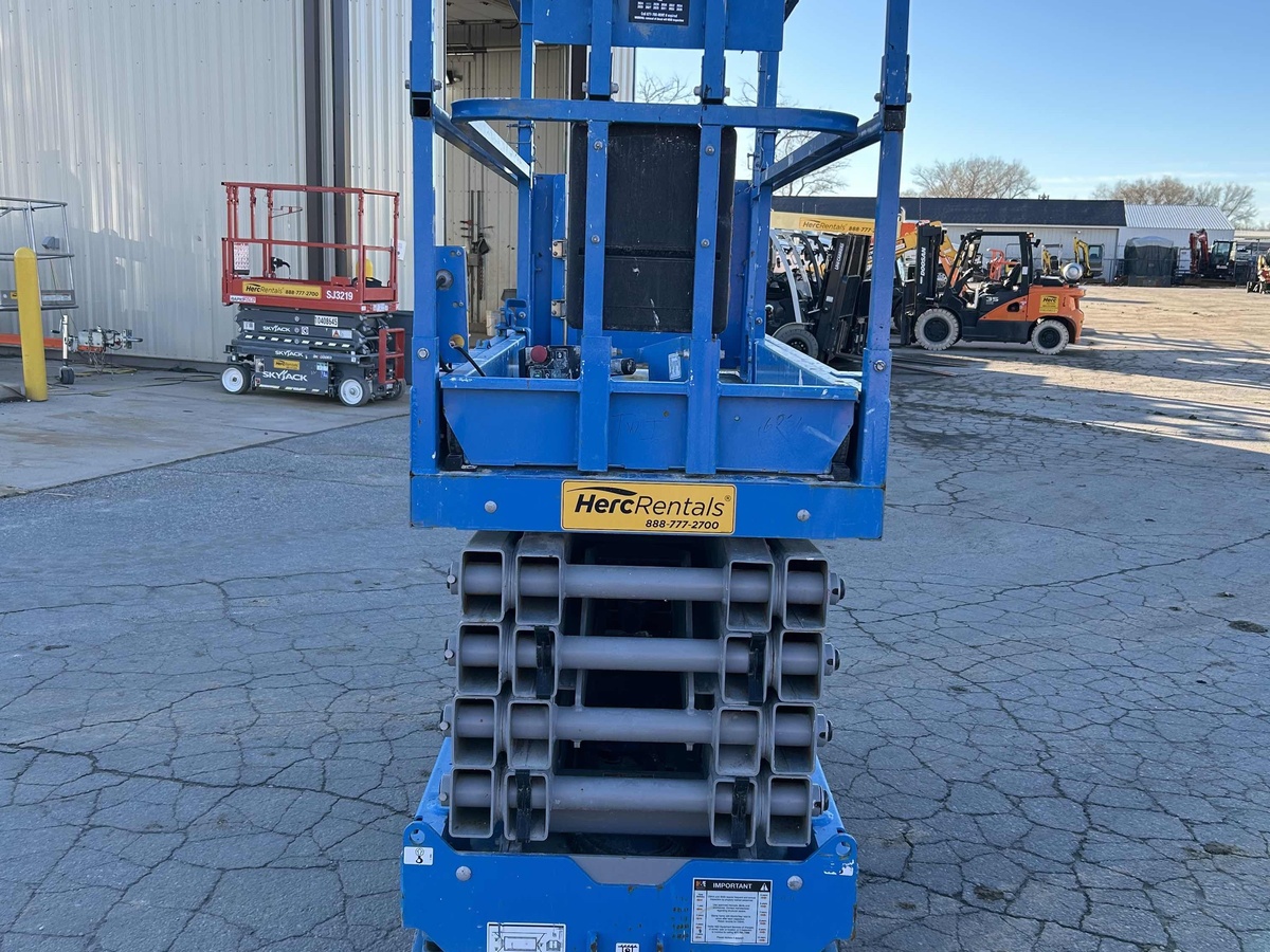 2016 Genie GS-3232-4