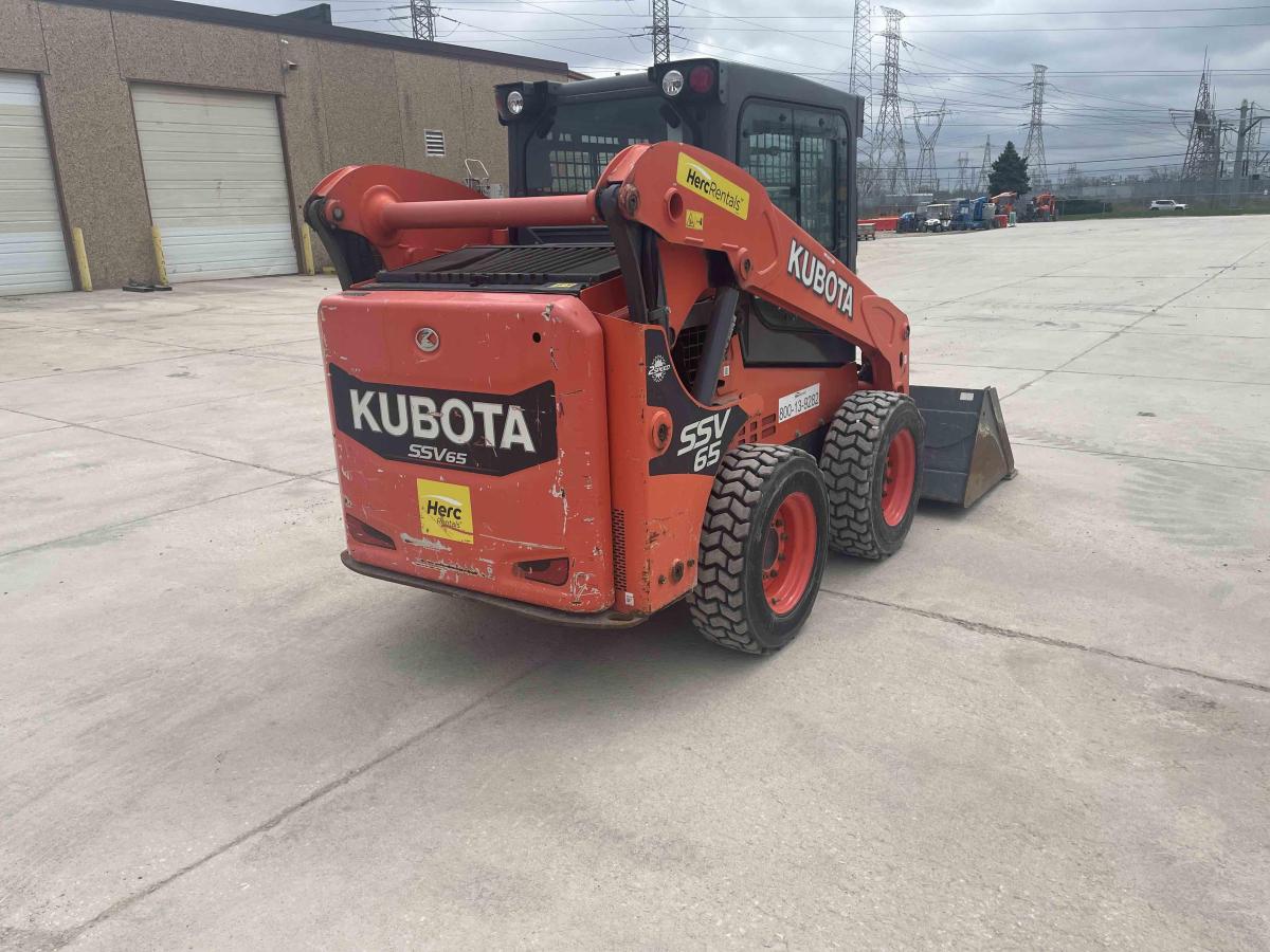 2016 Kubota SSV65