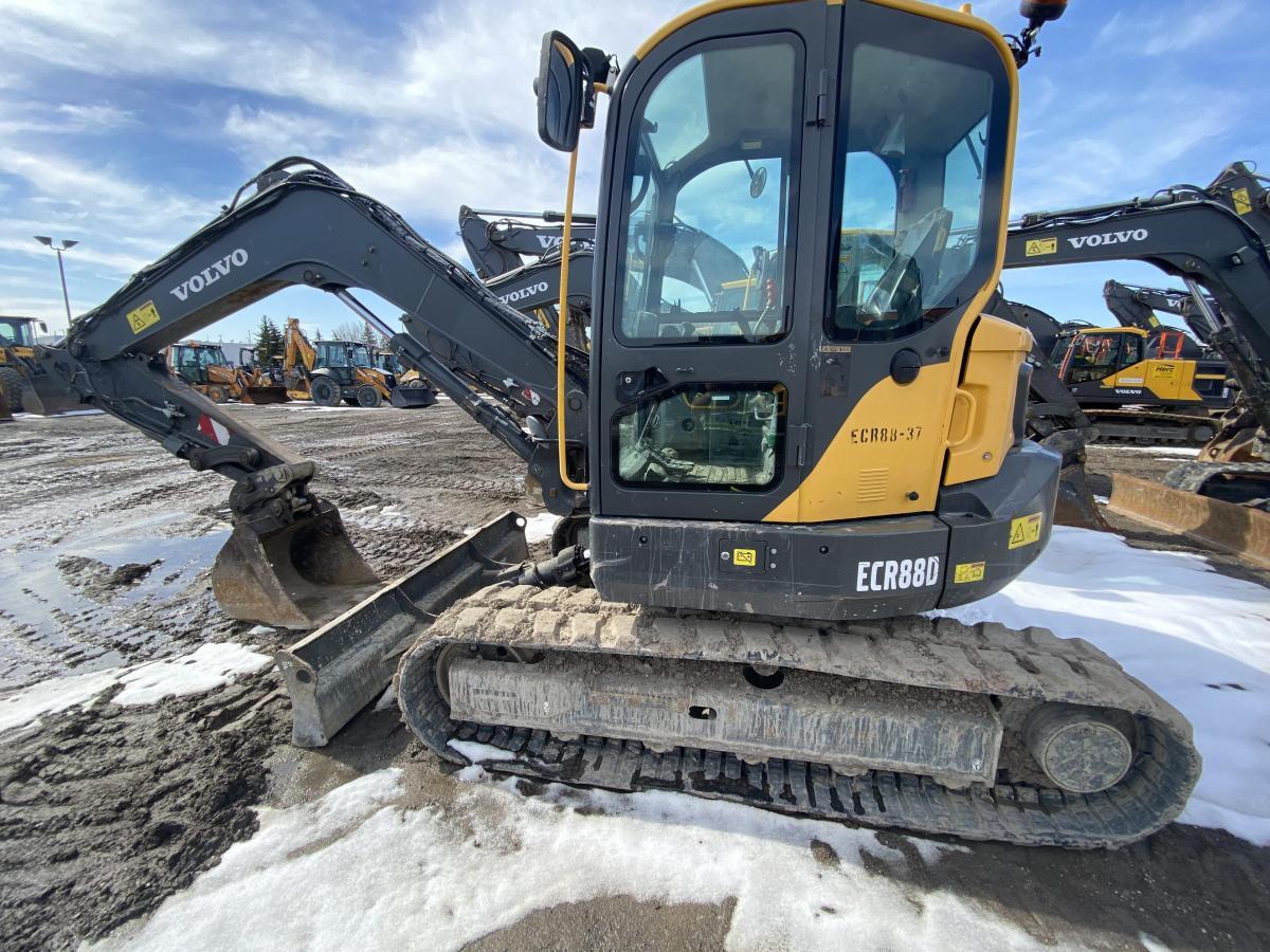 2018 Volvo ECR88D